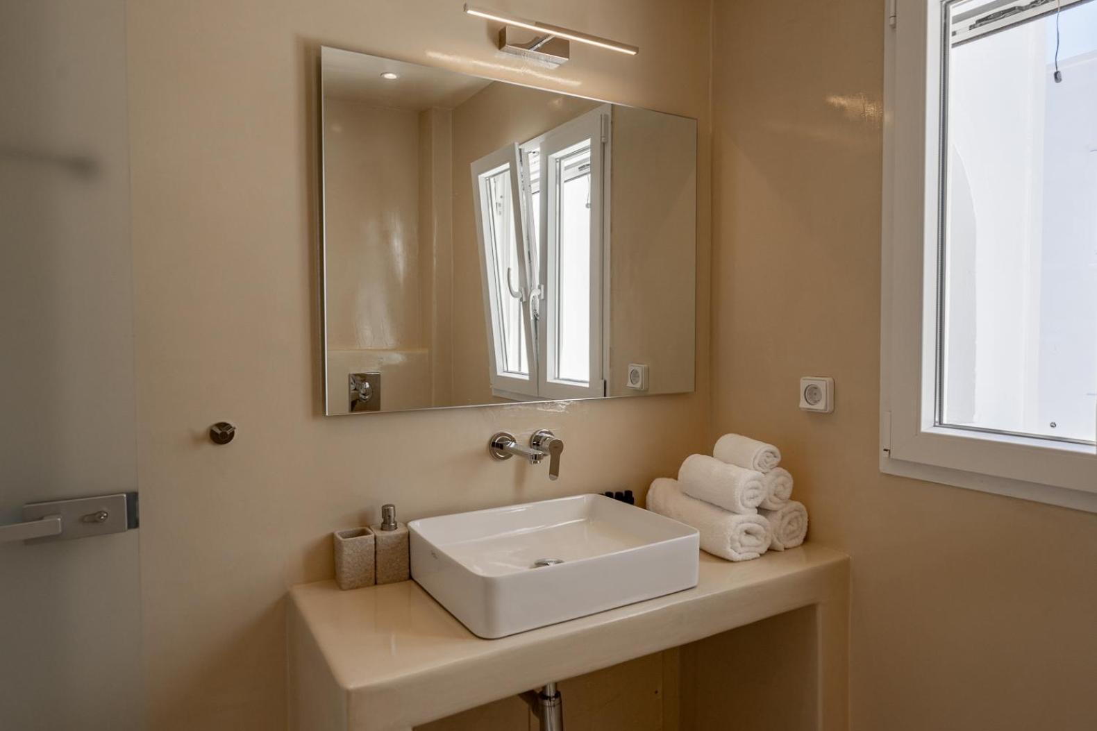 Theophrasti Suites Foinikiá Zimmer foto